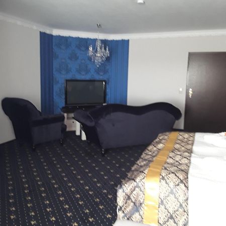 Mucha Ohg Hotel Sembziner Hof Klink Exterior foto